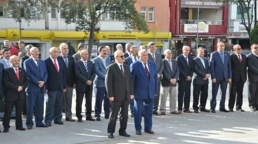 Gebze&rsquo;de Muhtarlar Haftası Nedeniyle T&ouml;ren D&uuml;zenledi