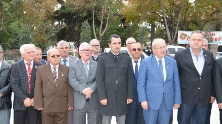 Başkan Vekili &Ccedil;akır, Muhtarlar G&uuml;n&uuml; Etkinliklerine Katıldı