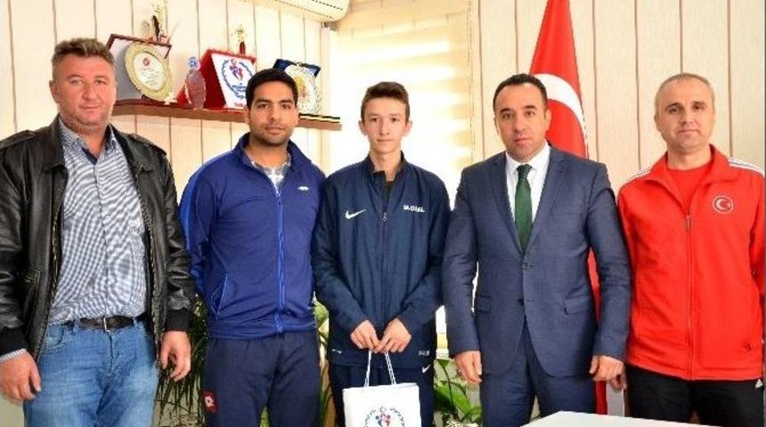 Bilecikli Taekwondocu T&uuml;rkiye &Uuml;&ccedil;&uuml;nc&uuml;s&uuml; Oldu