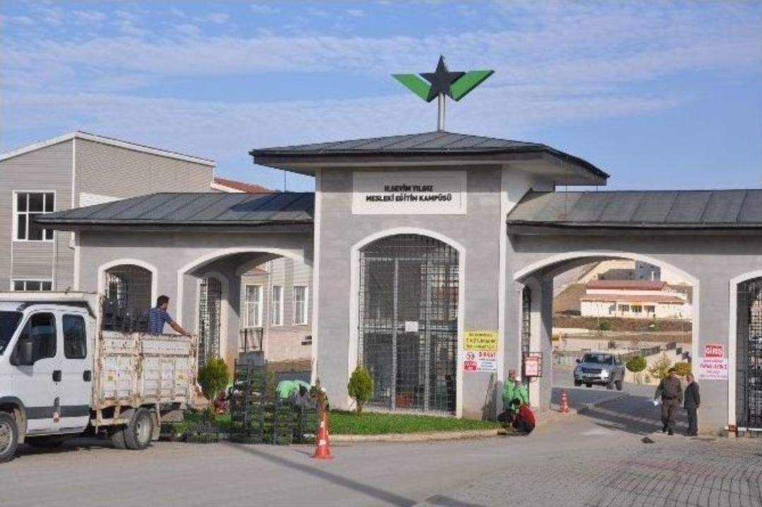 İneg&ouml;l Tarihi Karşılamaya Hazırlanıyor