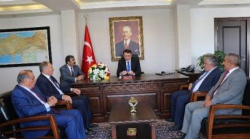 G&ouml;lbaşı&rsquo;nda Muhtarlar G&uuml;n&uuml; Kutlandı