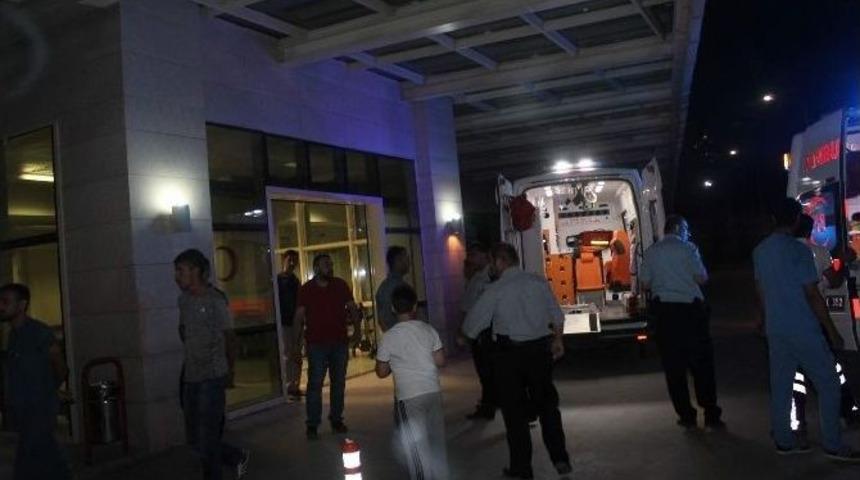 Siirt&rsquo;te Bı&ccedil;aklı Kavga: 1 &Ouml;l&uuml;, 5 Yaralı