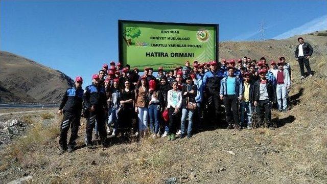 Emniyet Gen&ccedil;lerle Fidan Dikti 1