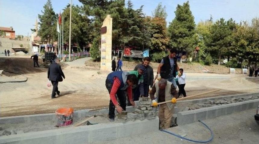 &Uuml;nver, &ldquo;şehrimiz Sağlıklı Alt Yapıya Kavuşuyor&rdquo; Dedi