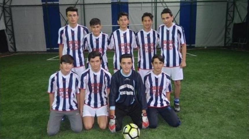 Hem Spor Yapıyorlar Hem Yelimere&rsquo;nin Tanıtımına Katkı Sağlıyorlar