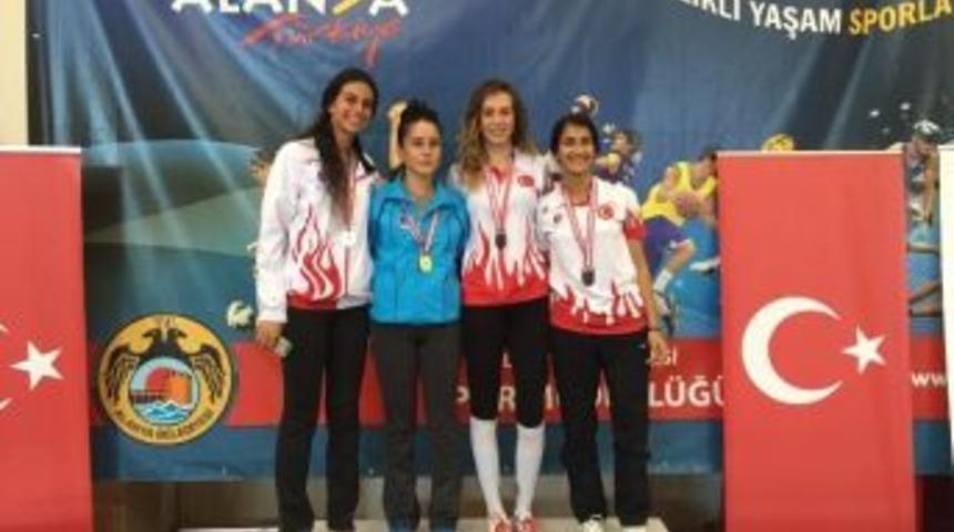 B&uuml;y&uuml;kşehirli Dilara Estonya&rsquo;ya Gidiyor