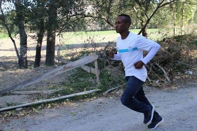 M&uuml;lteci Gencin En B&uuml;y&uuml;k Hayali Milli Forma 2