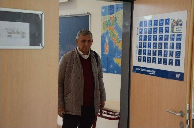 İçinde Kalan Ukde Yüzünden 60 Yaşında Üniversiteye Başlattı 1