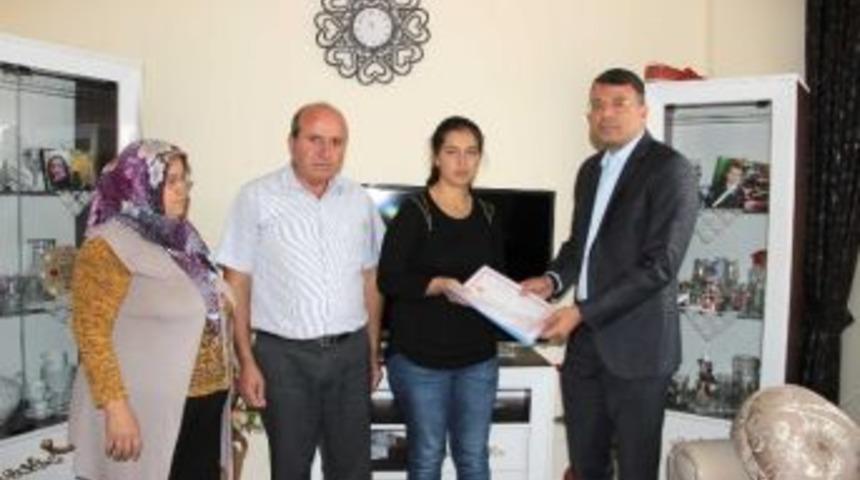 Silifke Belediyesi, S&ouml;z Verdiği Evi Şehit Ailesine Teslim Etti