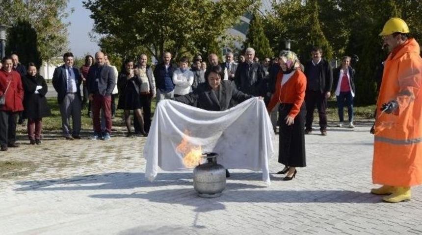 Esog&uuml; Personeline Yangın G&uuml;venliği Eğitimi