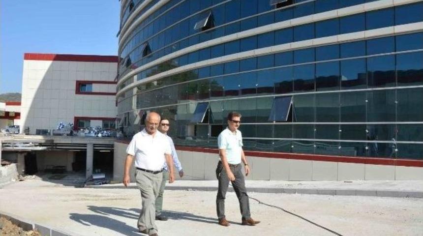 Demir; &ldquo;hastane Yatırımları Bitirilemiyor&rdquo;