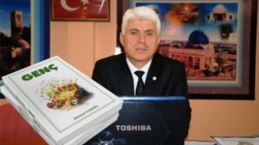 Yazar Mehmet Sarmış&rsquo;ın Yeni Kitabı &lsquo;gen&ccedil;&rsquo; &Ccedil;ıktı