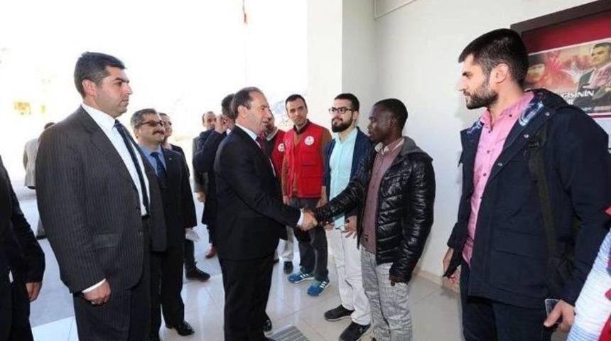 Vali Işık, Spor Yatırımlarıyla İlgili Brifing Aldı