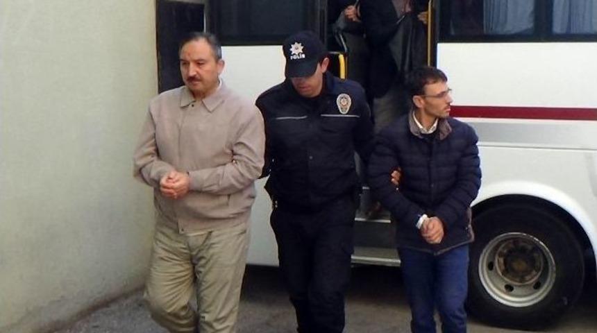 Sakarya&rsquo;da 24 Şahıs Fet&ouml; Kapsamında Adliyeye Sevk Edildi