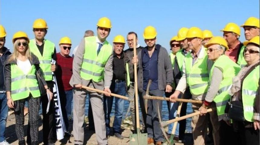Başbakan&rsquo;ın &rsquo;k&ouml;rfez Projesi&rsquo;ne İlk Kazmayı Vurmak İ&ccedil;in İşaret Bekliyorlar