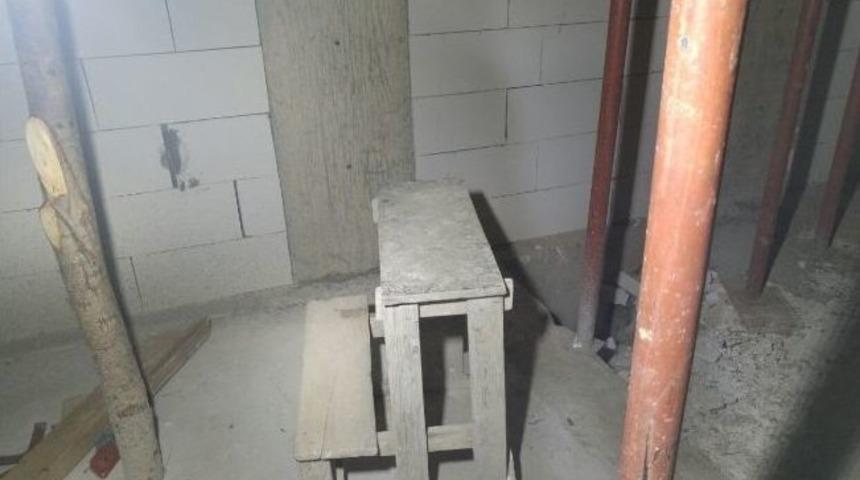 İnşaatta Kendini Asarak İntihar Etti