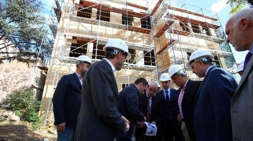 Yangında K&uuml;l Olan 150 Yıllık Konak Yeniden İnşa Ediliyor