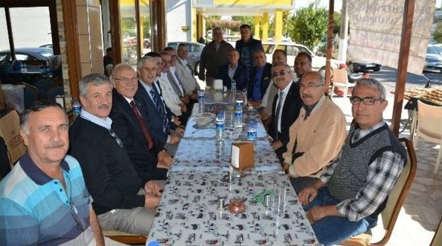 S&ouml;ke Demirciler Odası Aşure Pilav Geleneğini S&uuml;rd&uuml;rd&uuml;