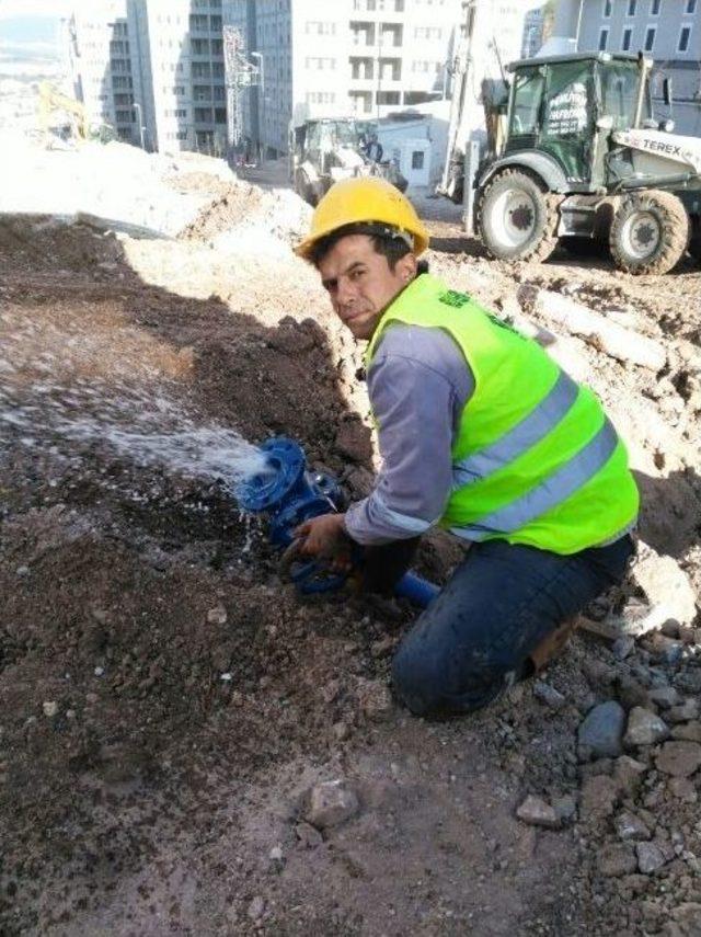 Soma Maden Şehitlerinin Ailelerine Yapılan Konutların İçme Suyu Bağlantıları Yapılıyor 1