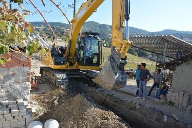 Halılar Mahallesinin Altyapısı Yenileniyor