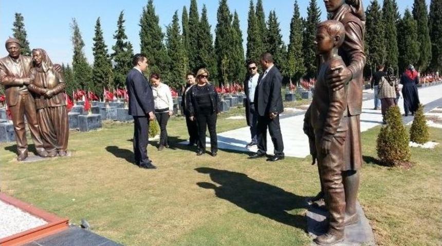 Soma&rsquo;nın Mezarlıklarında İnceleme