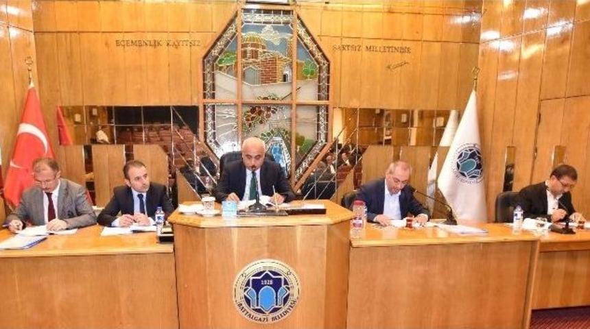 Mecliste Gelir Ve Gider B&uuml;t&ccedil;esi G&ouml;r&uuml;ş&uuml;ld&uuml;