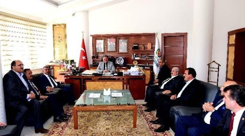 Başkan &Ccedil;akır Muhtarlar Bir Araya Geldi