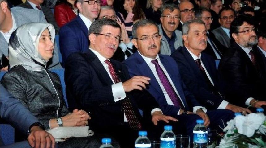 Eski Başbakan Ve Konya Milletvekili Davutoğlu Sel&ccedil;uk &Uuml;niversitesi&rsquo;nde