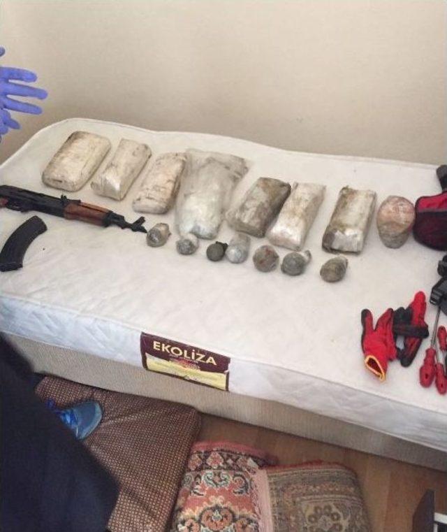 İzmir&rsquo;de Yakalanan Bombacı, Manisa&rsquo;daki Saldırıyla Bağlantılı &Ccedil;ıktı 1