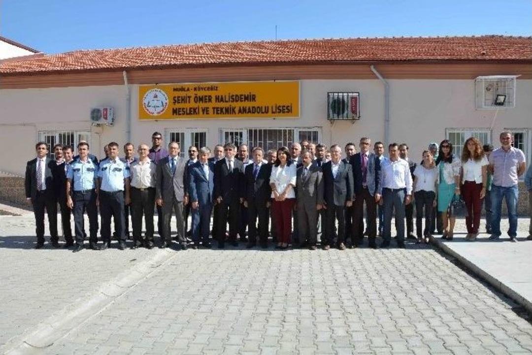 Şehit Astsubay Halisdemir&rsquo;in İsmi K&ouml;yceğiz&rsquo;de Okula Verildi