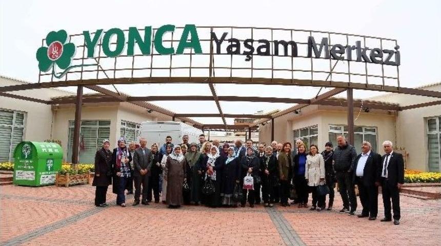 Ke&ccedil;i&ouml;ren Belediye Başkanı Ak, Muhtarları Ke&ccedil;i&ouml;ren Turuna &Ccedil;ıkardı