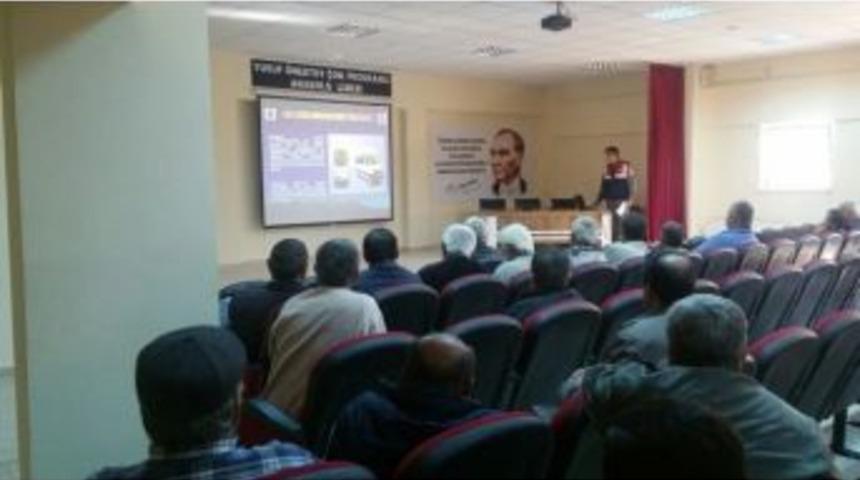 Jandarma&rsquo;dan Servis S&uuml;r&uuml;c&uuml;lerine Eğitim