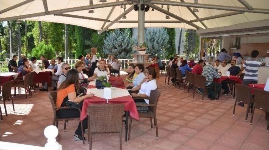 Mersin Milli Eğitim Müdürlüğü Personeli Aşure Etkinliğinde Buluştu