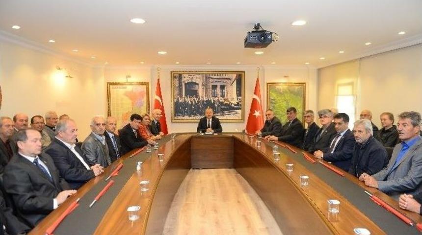 Muhtarlardan Edirne Valisi &Ouml;zdemir&rsquo;e Ziyaret