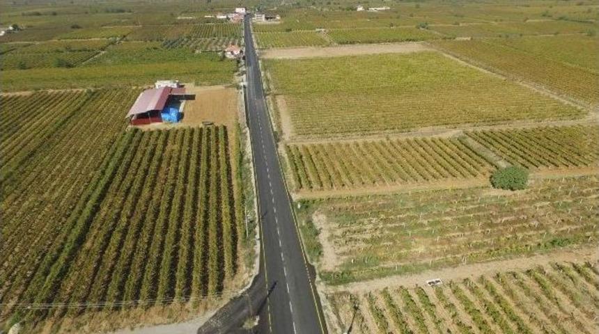 Alaşehir&rsquo;in Yollarında Hummalı &Ccedil;alışma