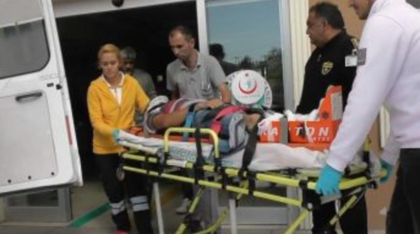 Kulu&rsquo;da İnşaattan D&uuml;şen &Ccedil;atı Ustası Yaralandı