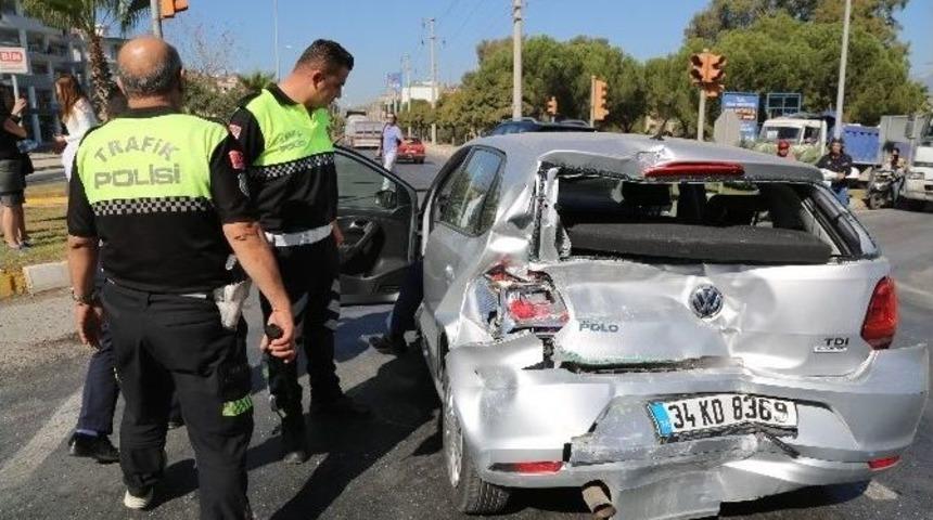 Milas&rsquo;ta Işıktaki Arıza Kazaya Sebep Oldu