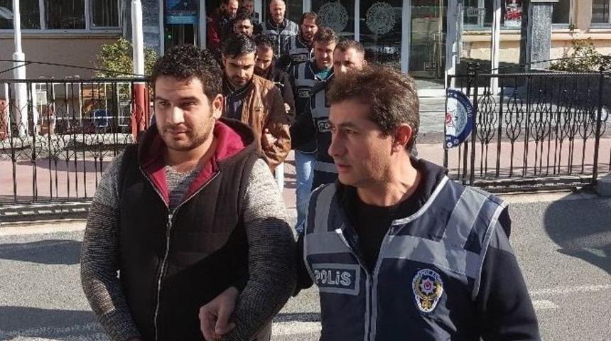 Sahte Oturum Belgesi D&uuml;zenleyen 11 Iraklı G&ouml;zaltına Alındı