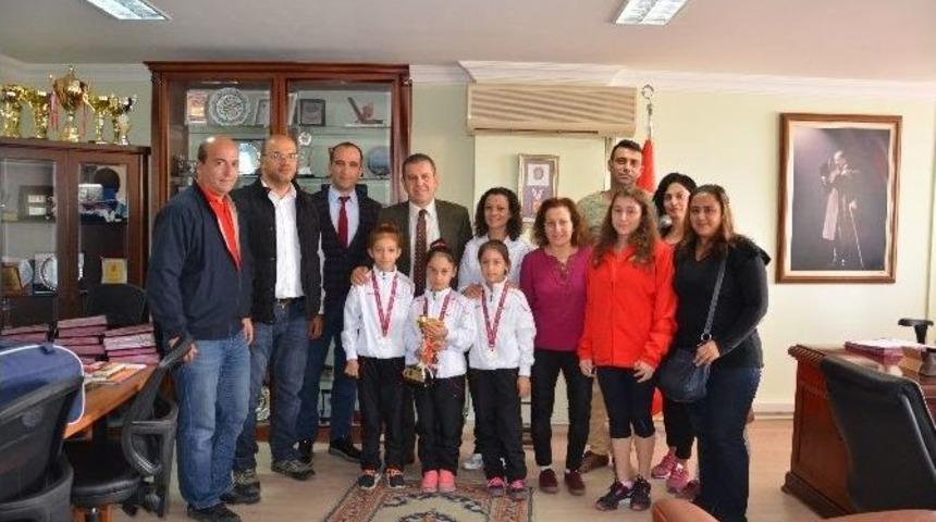 Şampiyon Miniklerden Tatlısu&rsquo;ya Ziyaret