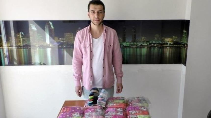&Ccedil;ocuklar &Uuml;ş&uuml;mesin Diye &Ccedil;orap Topluyor