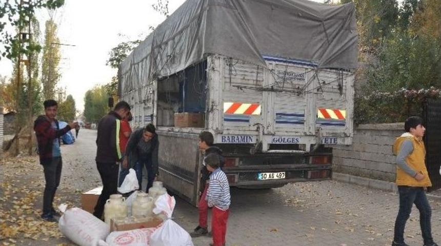 Muş&rsquo;tan Batı İllerine Kışlık Erzak