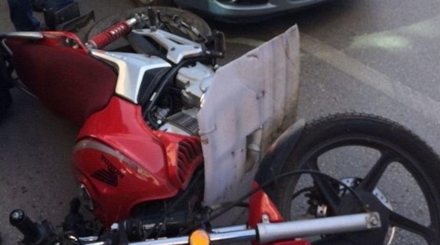 Elazığ&rsquo;da Motosiklet Kazası: 2 Yaralı