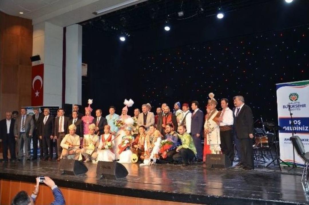 Malatya&rsquo;da T&uuml;rk D&uuml;nyası R&uuml;zgarı Esti