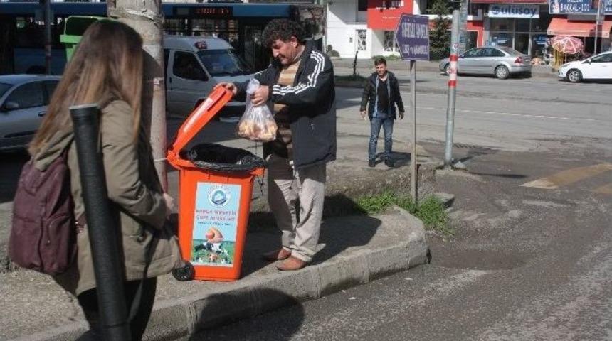Trabzon&rsquo;da Sekiz Ton Bayat Ekmek Hayvanlara Yem Oldu