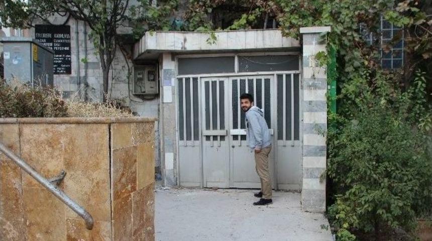 Bilecik Hamamsız Kaldı