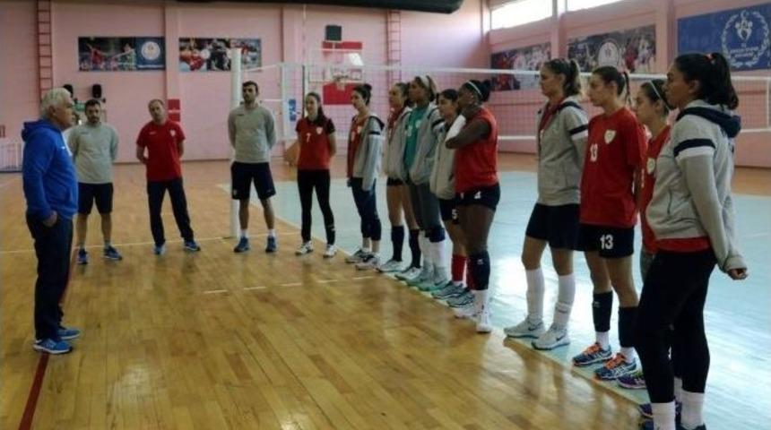 Manisa&rsquo;nın Sultanları Galibiyete Odaklandı