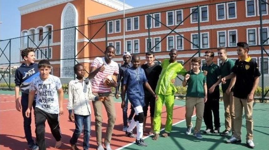 Uluslararası Liseyi Cumhurbaşkanı A&ccedil;acak