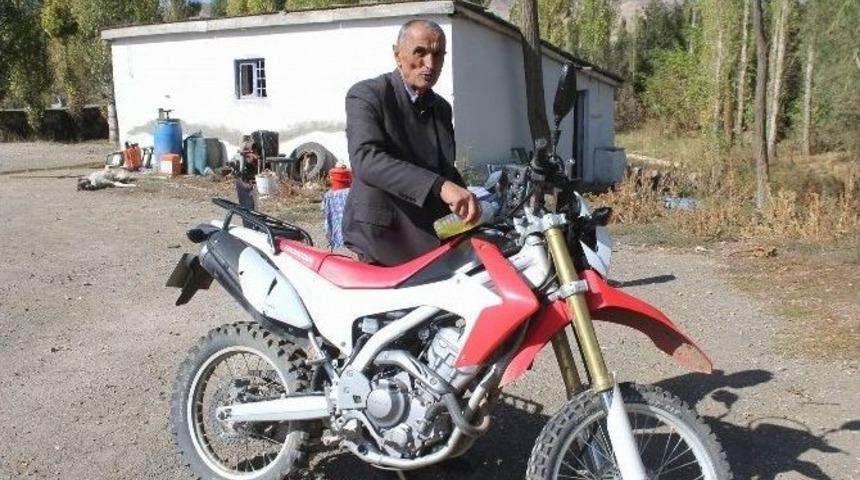 Atık Yağlardan &Uuml;rettiği Katkısı Maddesiyle Yakıtta Tasarruf Sağladı