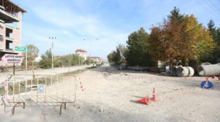 Bolu Belediyesi Alt Yapı &Ccedil;alışmaları Devam Ediyor