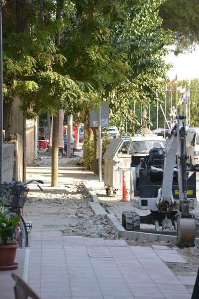 Saruhanlı’da Yol Ve Kaldırım Seferberliği 1
